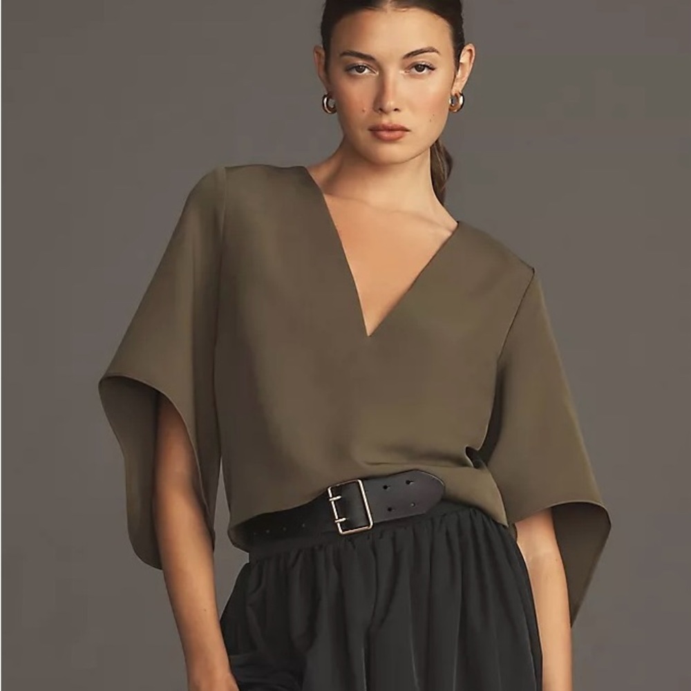 Anthropologie Mare Mare draped v-neck top